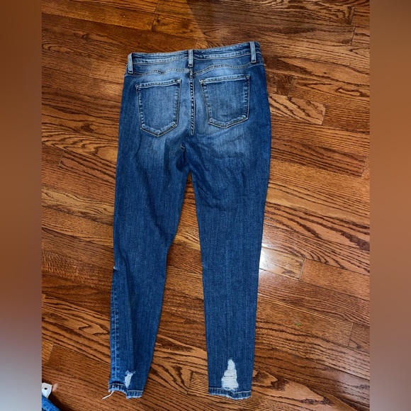 Buckle Flying Monkey Women’s Jeans - Picture 3 of 5